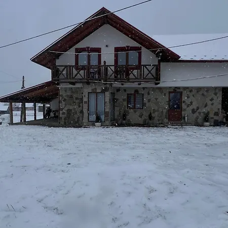 Apartment Oniks Mykulychyn