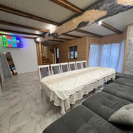 Apartment Oniks Mykulychyn